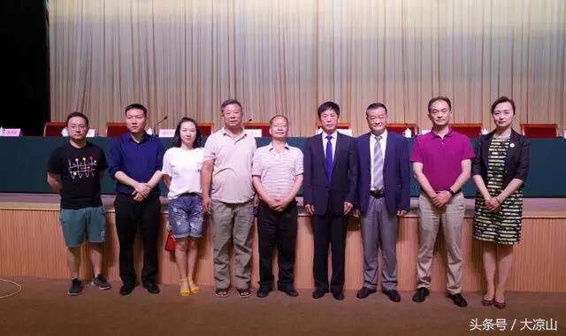 mg冰球突破豪华版(试玩)官方网站