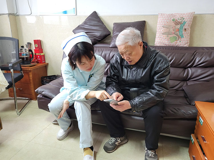 mg冰球突破豪华版(试玩)官方网站