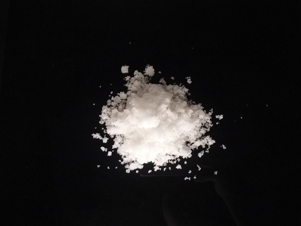 small4_16928467655097181 六水氯化镁晶1